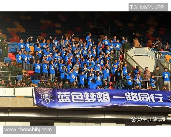 当红明星与足球巨星同框瞬间见证跨界友谊与热爱之美